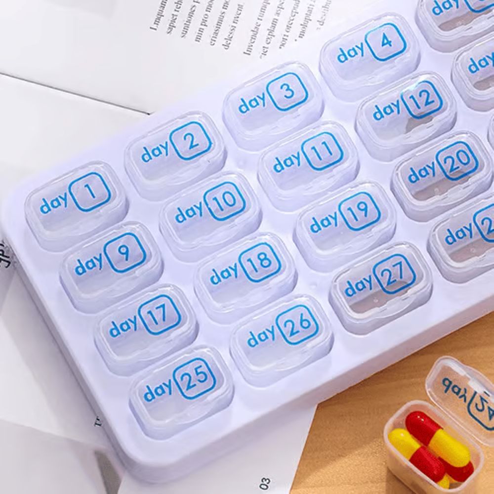 31-Day Detachable Monthly Pill Organizer